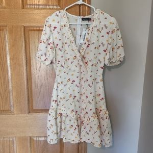 💥HP💥NWT boohoo Wrap Ruffle Detail Tea Dress